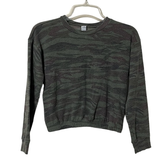 Harper Canyon Girls Size Medium (8-10) Long Sleeve Camouflage Shirt - Picture 1 of 3